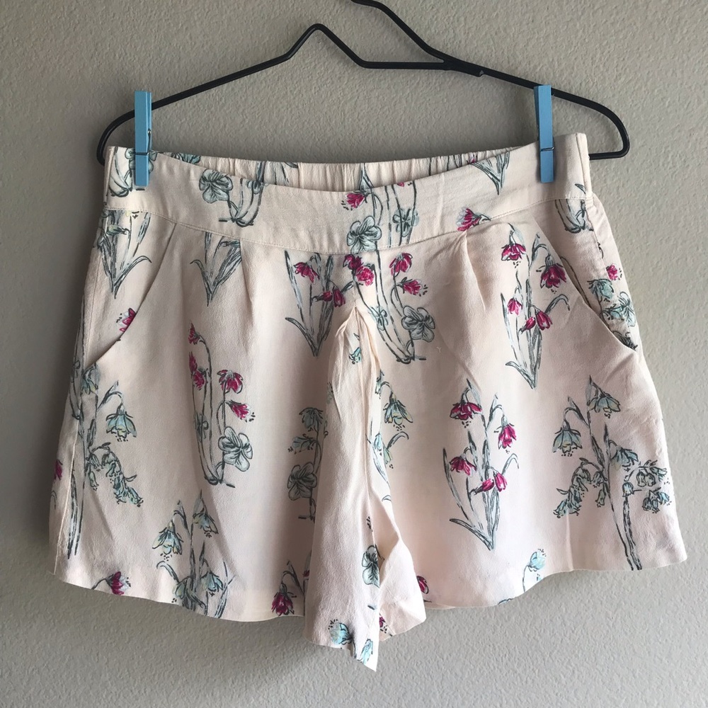 Lauren Conrad Floral Shorts 🌸